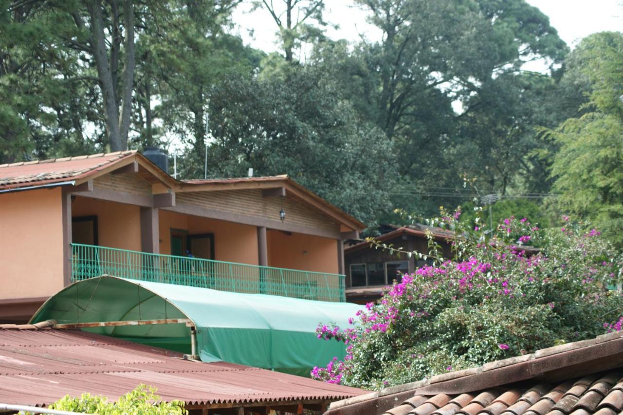Posada Del Bosque Valle de Bravo Exterior photo